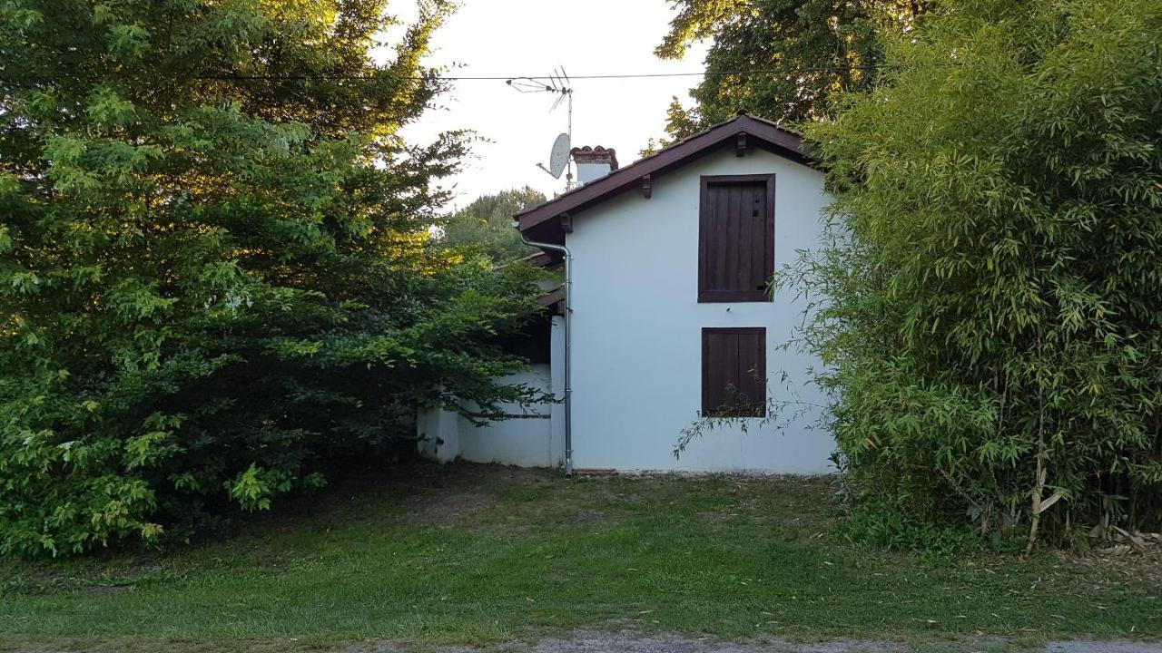 gite  ploum Pouydesseaux Exterior foto